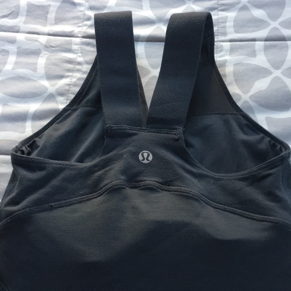 Lululemon Mesh Tank - Picture 3 of 4